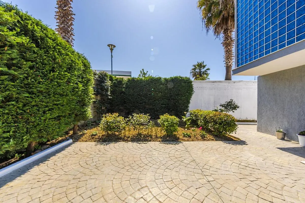 Daire Amazing Studio With Free Parking Golem